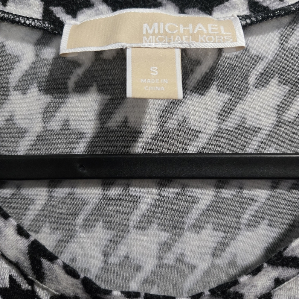 Michael Kors Peplum Black and White Houndstooth Longsleeve Women's Top - Picture 5 of 7